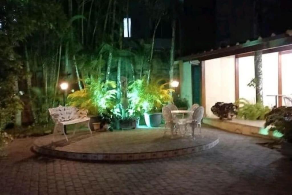 Encantador Com Piscina Apartamento